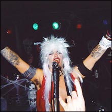 Click image to view show info: Robb Flynn live in SF, Halloween 2001